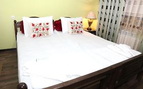 Hotel Al Mansur